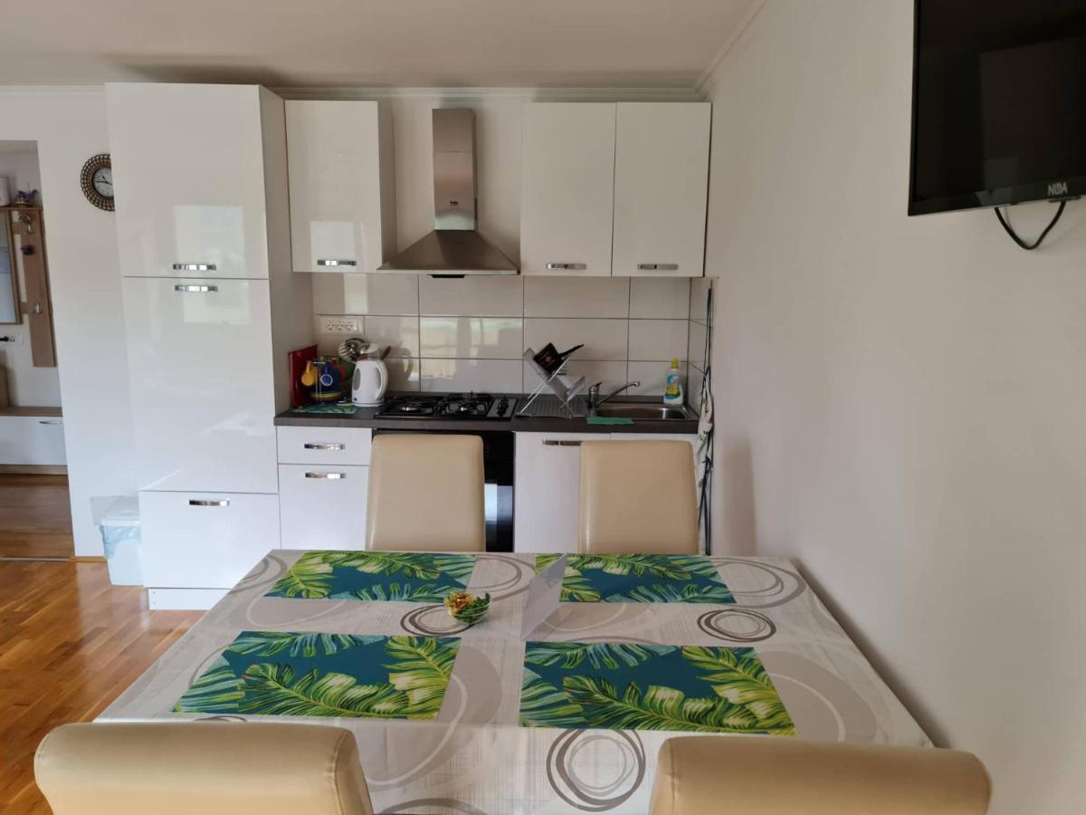 Apartman Belamar Дуга Реса Екстер'єр фото